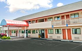 Days Inn By Wyndham Independence